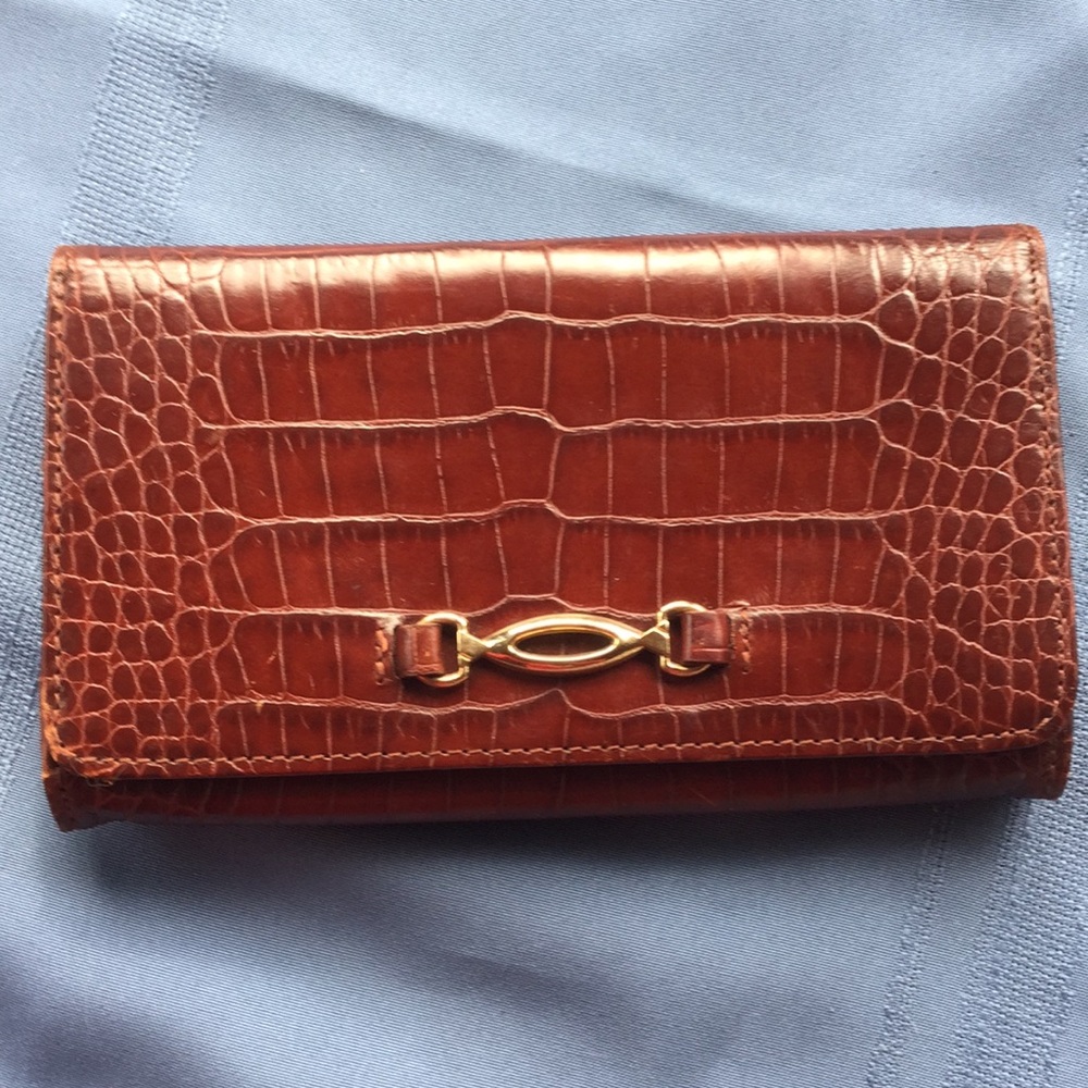 Wallet maroon/brown/rust envelope type